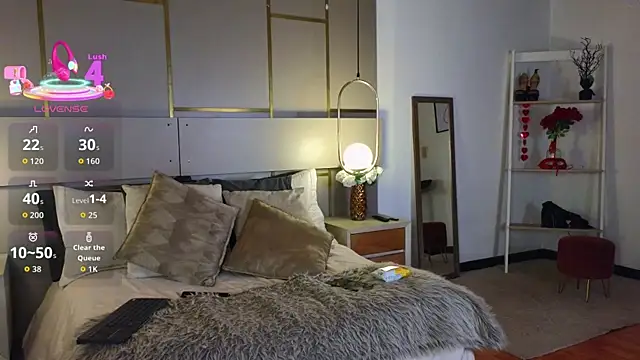 Lina Montclair online show from 03-30-26, 08:32