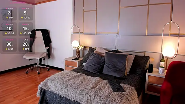 Snapshot of Lina_Montclair chatting on 02-05-26, 07:10 Lina Montclair online show from 02-05-26, 07:10