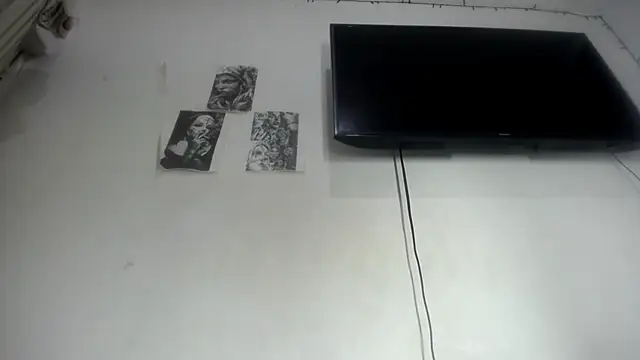 Snapshot of Foxy_Lovex chatting on 02-04-26, 11:11 Foxy Lovex online show from 02-04-26, 11:11