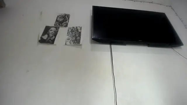 Snapshot of Foxy_Lovex chatting on 02-12-26, 11:26 Foxy Lovex online show from 02-12-26, 11:26