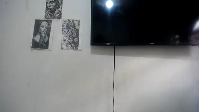 Foxy Lovex online show from 12-17-25, 09:20