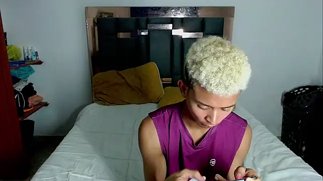 Snapshot of Raam_Star chatting on 03-04-26, 06:21 Raam Star online show from 03-04-26, 06:21