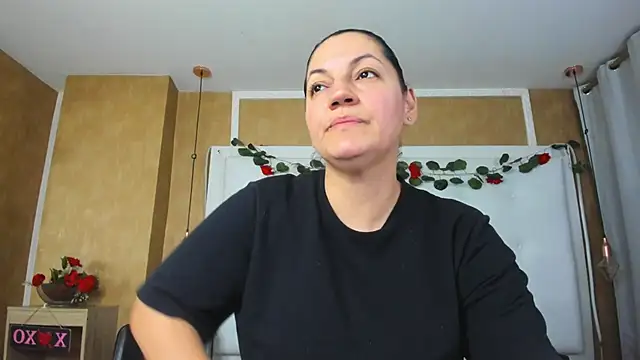 Heidy milf online show from 05-22-26, 08:29