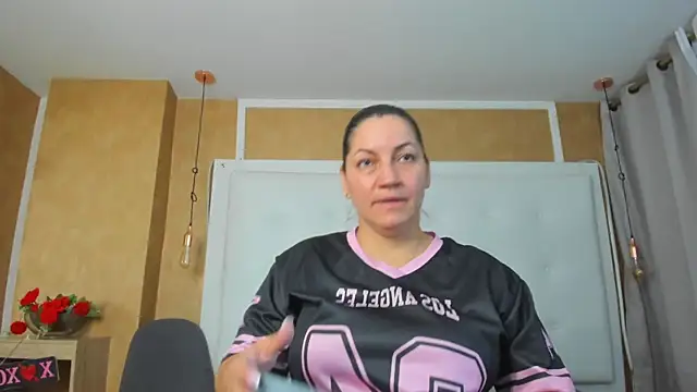 Heidy milf online show from 07-17-26, 09:12
