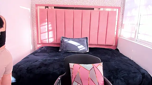 Barbara fox   online show from 11-27-25, 12:05