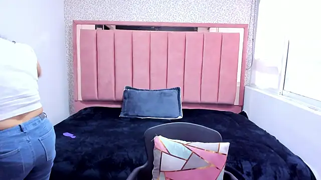 Barbara fox   online show from 11-28-25, 12:05