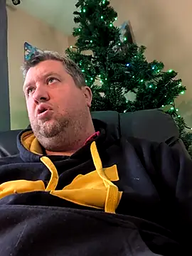 Single White Male online show from 11-30-25, 04:08