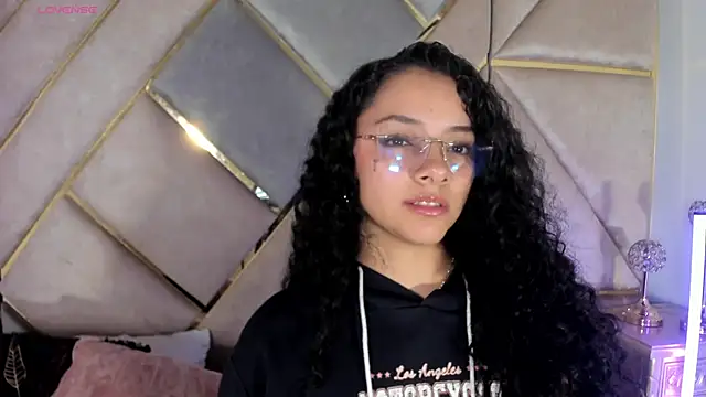 Angellit Afrodita  online show from 03-26-26, 10:35