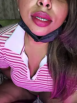 Snapshot of Hot-Sexy-Riya chatting on 01-16-26, 06:56 Hot-Sexy-Riya online show from 01-16-26, 06:56