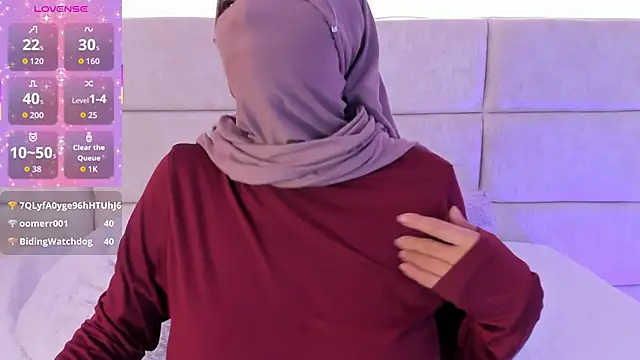  Nadiaa online show from 04-15-26, 07:58