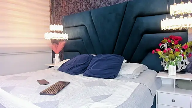 TaylerWhite online show from 03-09-26, 11:58