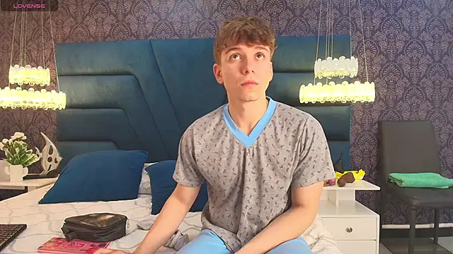 TaylerWhite online show from 01-10-26, 11:49