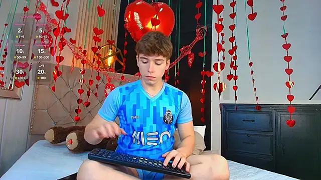 TaylerWhite online show from 09-22-25, 12:55