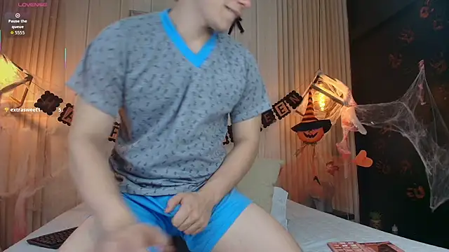 TaylerWhite online show from 10-18-25, 12:29