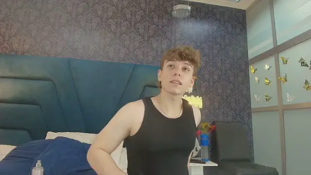 TaylerWhite online show from 04-10-26, 12:01