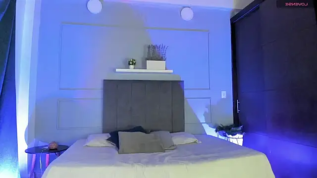 Snapshot of sweet_tamara_ chatting on 02-13-26, 12:27 sweet tamara online show from 02-13-26, 12:27