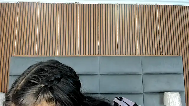 Snapshot of Sophie_Calloway chatting on 02-26-26, 02:17 Sophie Calloway online show from 02-26-26, 02:17