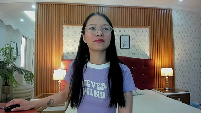 Sophie Calloway online show from 11-12-25, 02:54