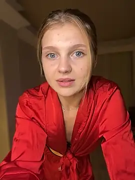 Emaline Fane online show from 10-07-25, 05:47