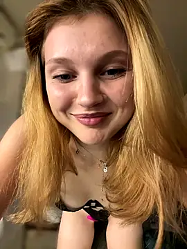 Emaline Fane online show from 11-09-25, 07:18