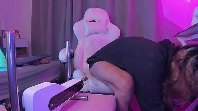 MilkWhore1 online show from 04-15-26, 07:58