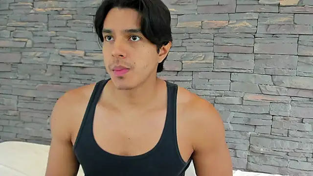 Snapshot of Anker_Colin chatting on 10-11-25, 11:17 Anker Colin online show from 10-11-25, 11:17