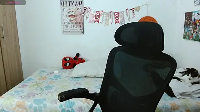 Max0n  online show from 11-08-25, 01:53