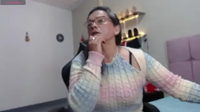 SolVegaNaciente online show from 11-02-25, 03:22