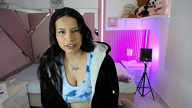 Mia garcia28 online show from 10-01-25, 07:29