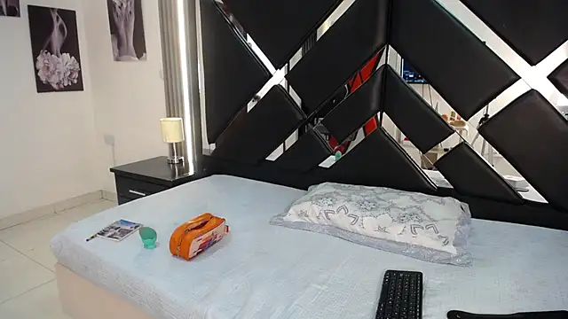 Mia garcia28 online show from 01-08-26, 08:37