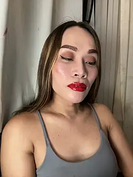 RomanticPearlTS online show from 05-19-26, 12:37