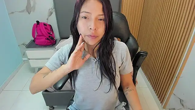 Isisleroy1 online show from 02-28-26, 02:00