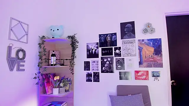 Snapshot of Lana_Herondale chatting on 09-28-25, 09:00 Lana Herondale online show from 09-28-25, 09:00