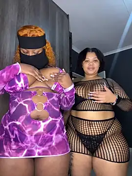 Thick Ass Barbiie online show from 04-30-26, 07:43