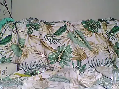 nhayasquirt online show from 04-28-26, 07:40