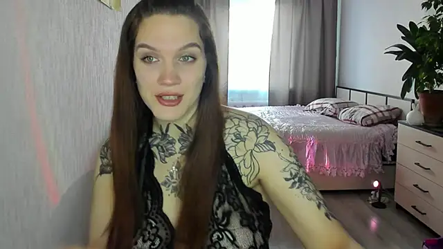 Luna Ver online show from 09-30-25, 03:56