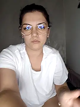 LadyNora online show from 04-12-26, 05:27