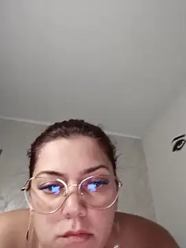 Snapshot of LadyNora chatting on 06-15-26, 06:40 LadyNora online show from 06-15-26, 06:40