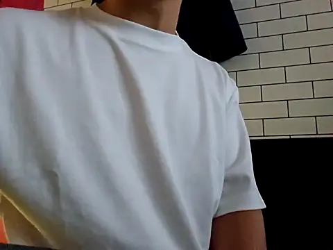 Earth 001 online show from 10-16-25, 04:04