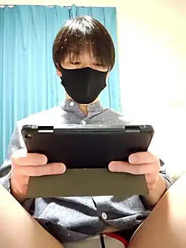 Earth 001 online show from 11-20-25, 12:06