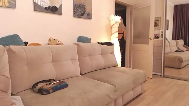 AlisaDeluxe online show from 01-11-26, 01:45