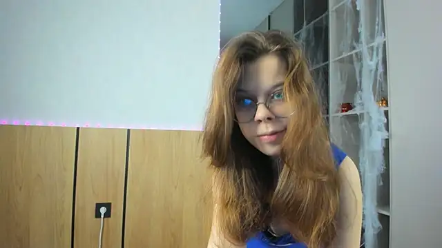 Xonalenei online show from 10-31-25, 08:16