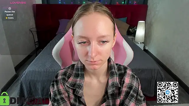 Mia E1fie online show from 02-03-26, 11:32