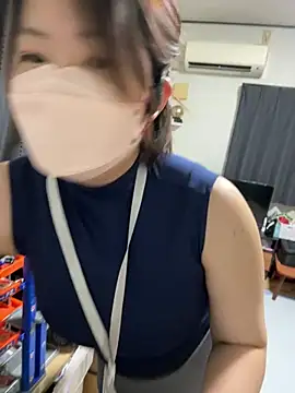 Snapshot of hima-wari0707 chatting on 08-01-26, 12:47 hima-wari0707 online show from 08-01-26, 12:47