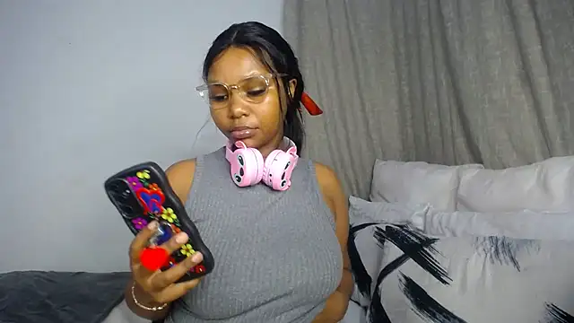 DarrkDeeva68 online show from 01-10-26, 05:30