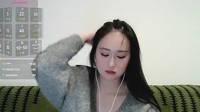 Belinda66 online show from 10-30-25, 04:37