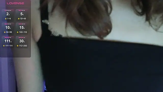 DebiHenks online show from 11-25-25, 05:02