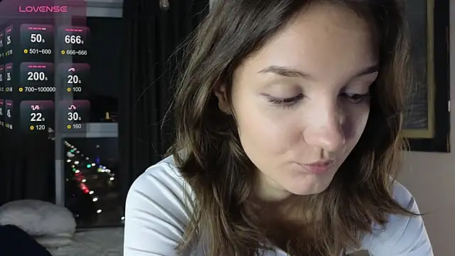 DebiHenks online show from 10-14-25, 05:02