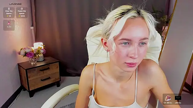 cute luucy online show from 02-03-26, 03:37