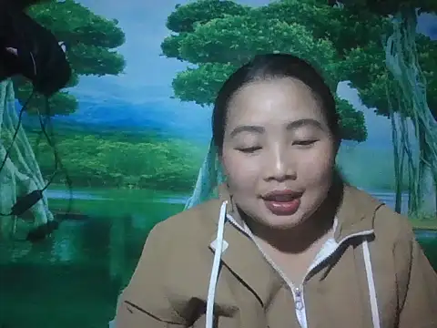 PhamPhung online show from 10-24-25, 02:38